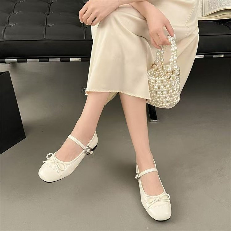 Pháp Retro Bạc Mũi Tròn Thấp Gót Mary Jane Giày Mùa Hè Phong Cách Mới Thời Trang Mặc Ngoài Chống Trơn Trượt Chống Mài Mòn JK Giày Da Nhỏ Nhà Máy Giá Bán Buôn