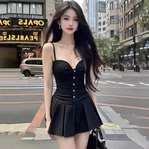 Váy xếp li kiểu Hepburn Pure Desire kiểu Pháp Váy xếp ly màu đen eo hẹp Slim-fit Summer Slimer Look Dress