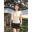 Mùa hè Phong cách mới Ren cổ chữ v chính hãng Áo thun ngắn tay nữ Hot Girl Design Sense Slim-Fit Fishb
