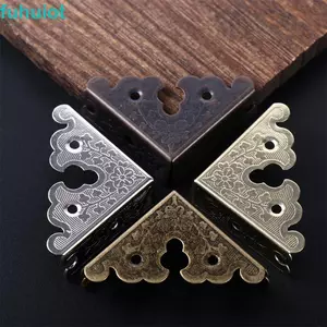 FUHUIOT Góc Chân Đế Hộp Trang Sức 34mm Edge Cover Góc Sắt Có Móng Tay Bảo Vệ Nội Thất Phần Cứng