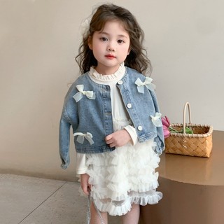 Áo khoác jean bé gái nơ dễ thương – Áo khoác denim phong cách Hàn Quốc, mềm mại và thời trang