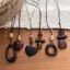 Mới Phong Cách Trung Hoa Màu Nâu Mặt Dây Chuyền Áo Len Dây Xích Nữ Retro Phong Cách Dân Tộc Dài Vòng Cổ Niche Zen Cao Cấp Cảm Giác
