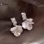 KUZHEN Mới Cổ Điển Thời Trang Bóng Bông Tai Nữ Hàn Quốc Vỏ Trắng Hoa Tòn Ten Bông Tai Tính Khí Ánh Sáng Sang Trọng Món Quà Trang Sức HOT