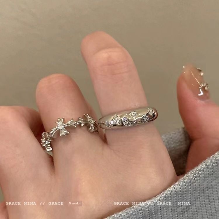 nhẫn đôi nhẫn đôi nam nữ Phong Cách Mát ~ Chữ Thập Zircon Bạc Nữ Thiết Kế Niche ins Ánh Sáng Sang Trọng Chỉ Số Ngón Tay Nhẫn Cặp Đôi Độc Đáo