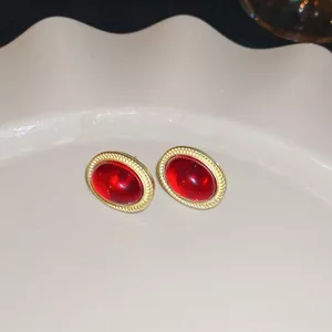 Bộ bông tai hình bầu dục đính kim cương cổ điển thời trung cổ sang trọng Ánh sáng sang trọng Chuỗi xương đòn Niche Trang sức cao cấp 2026-6-1