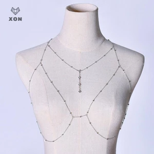 Trang sức cơ thể nữ với vòng cổ và dây chuyền eo gợi cảm, phù hợp đi biển sang trọng