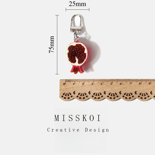 MISMEMO Siêu Mô Phỏng Ba Chiều Lột Toàn Bộ Mảnh Trái Cây Móc Khóa Sáng Tạo Mặt Dây Chuyền Độc Đáo Ba Lô Túi Phụ Kiện Đồ Trang Trí Vui Nhộn