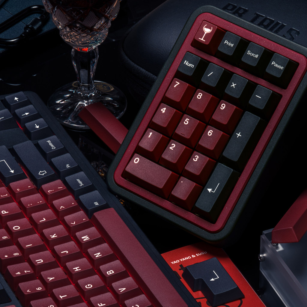 GMK Burgundy Clone Keycaps Chất liệu PBT Cherry Profile 1.7mm Nhuộm dày phụ Bàn phím cơ Keycaps | BigBuy360 - bigbuy360.vn
