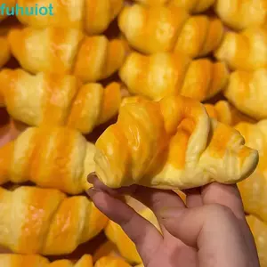 Đồ chơi mực Croissant FUHUIOT, Quả bóng Fidget giác quan Pinch dính, Trẻ em Người lớn Tay nâng chậm Thư giãn Đồ chơi phục hồi chậm dày dành cho học sinh