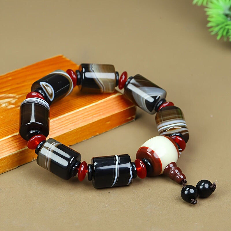 Thời Trang Tinh Tế Cho Nam và Nữ - Vòng Tay Mã Não Mới Lạ
