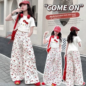 Bộ đồ bé gái Hello Kitty 2 món - Áo thun tay ngắn + quần ống rộng dễ thương