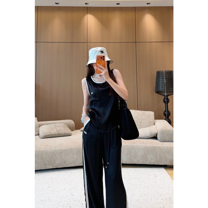 Bộ đồ nữ mới có áo sơ mi và quần lụa Twill có ve áo