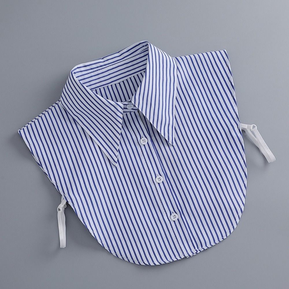 Cổ giả Monica Style, áo sơ mi nữ màu xanh sọc với phần cổ tháo rời