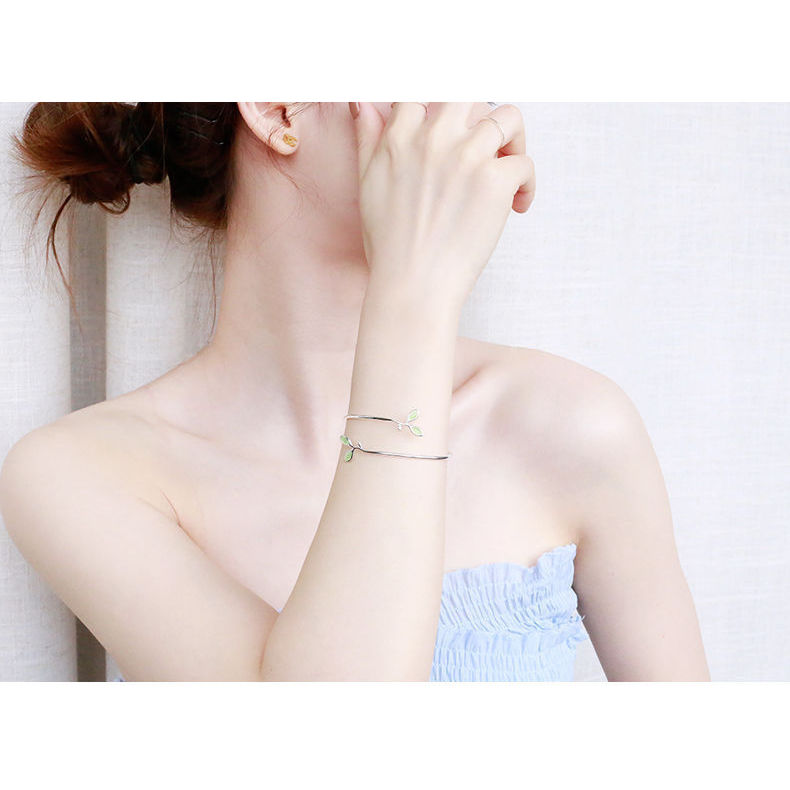 Vòng tay bạc nữ lá đá mắt mèo tươi
