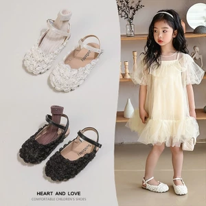 Giày Sandal Bé Gái Phong Cách Hàn Quốc: Kiểu Dáng Hoa Nổi 3D Tinh Xảo, Quai Hậu Ôm Chân, Đế Mềm Chống Trơn Siêu Êm