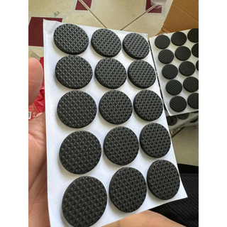 Miếng dán mút xốp chống rè nhựa xe, dàn áo, cốp, yên, đầu đèn..
