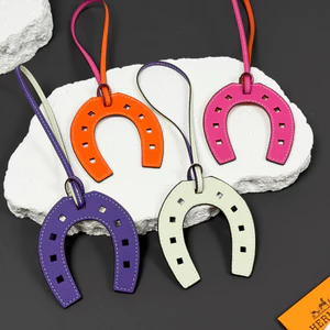 Handmade Da Móng Ngựa Túi Mặt Dây Chuyền Nữ Thời Trang Quyến Rũ Ô Tô