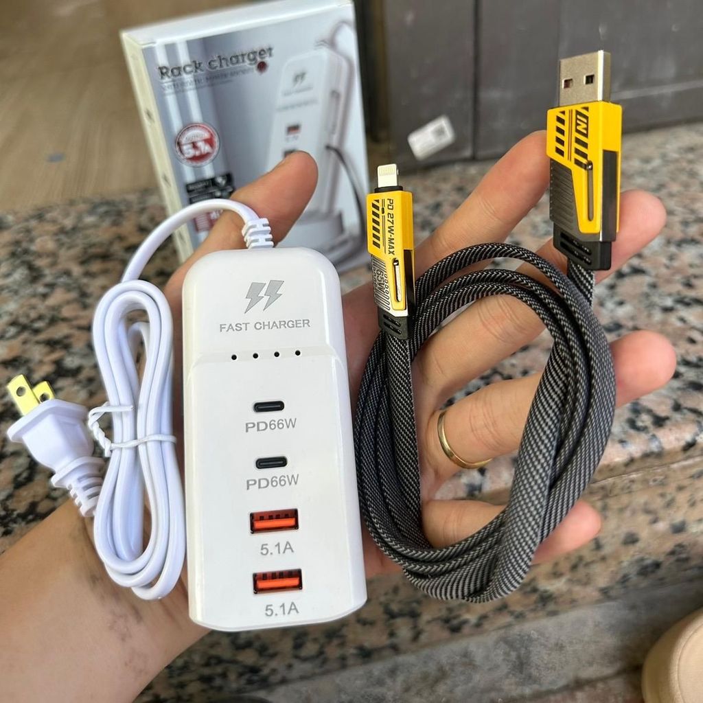 Combo Bộ Sạc Nhanh + Dây Cáp Sạc Trống Gãy Chống Rối 4 in 1 65w Sạc Nhiều Thiết Bị Tương Thích Cao