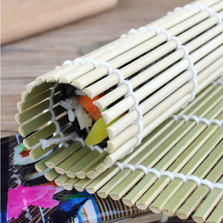Mành cuốn cơm tre chất lượng cao, kích thước tiêu chuẩn 21cm, chống dính và chống ẩm mốc hiệu quả sau khi sử dụng