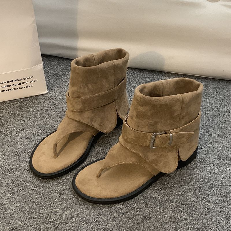 Sandal boot nữ cá tính cổ ngắn dép xỏ ngón thời trang độc lạ, đế thấp nhẹ êm chân phong cách streetwear