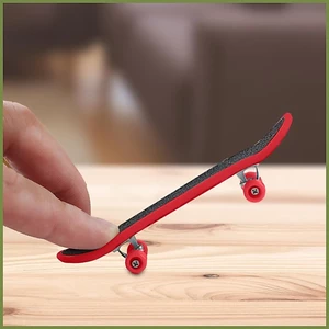 Ván Trượt Ngón Tay mini Bằng Hợp Kim Nhôm Dễ Thương Vui Nhộn Sáng Tạo Với Giá Đỡ Chống Trượt kouvn
