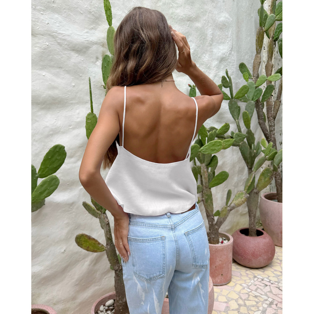 Camisole cổ chữ V gợi cảm ngắn màu trơn từ chất liệu cotton, phù hợp làm áo vest