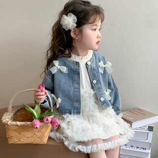 Áo khoác jean bé gái nơ dễ thương – Áo khoác denim phong cách Hàn Quốc, mềm mại và thời trang