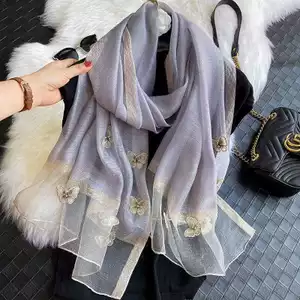 Khăn Lụa Nữ Thời Trang Thêu Bướm Đính Hạt Ấm Khăn Choàng Dài Màu Trơn Nữ 6.21