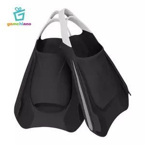 Dụng cụ lật bơi nhỏ gọn lý tưởng để thực hành bơi lội. Vây silicon có thể thích ứng và thoải mái Cung cấp tốc độ trong nước và cải thiện hiệu suất.