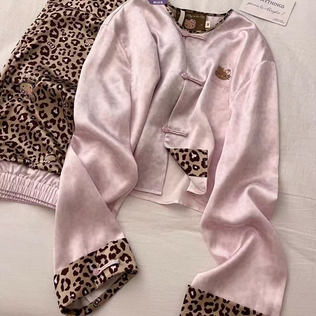 Bộ đồ ngủ Hello Kitty nữ, quần áo dài tay họa tiết da báo đáng yêu