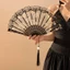 Mới Phong Cách Trung Quốc Ren Đen Gấp Quạt Nhỏ Thiên Đường Phong Cách Cổ Đại Nhảy Ngựa Mặt Váy Đạo Cụ Ảnh Gấp Quạt Nữ