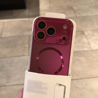 Cửa sổ lớn hút từ tính mờ tiên tiến cho iPhone17 16 15 14 13 Pro Max chống sốc bảo vệ camera chống rơi bìa cứng