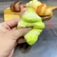 DARON Croissant Squishy Đồ chơi mô phỏng Tay thư giãn Bánh mì nhân tạo giả, Thức ăn dính cho trẻ em Phim hoạt hình tăng chậm Đồ chơi phục hồi mềm sinh nhật