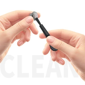 Hộp đựng PP trong suốt có miếng đệm tai silicon và bàn chải đóng kín an toàn