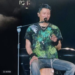 Cùng phong cách áo sơ mi ngắn tay cổ tròn mùa hè, thời trang và thoải mái hàng ngày