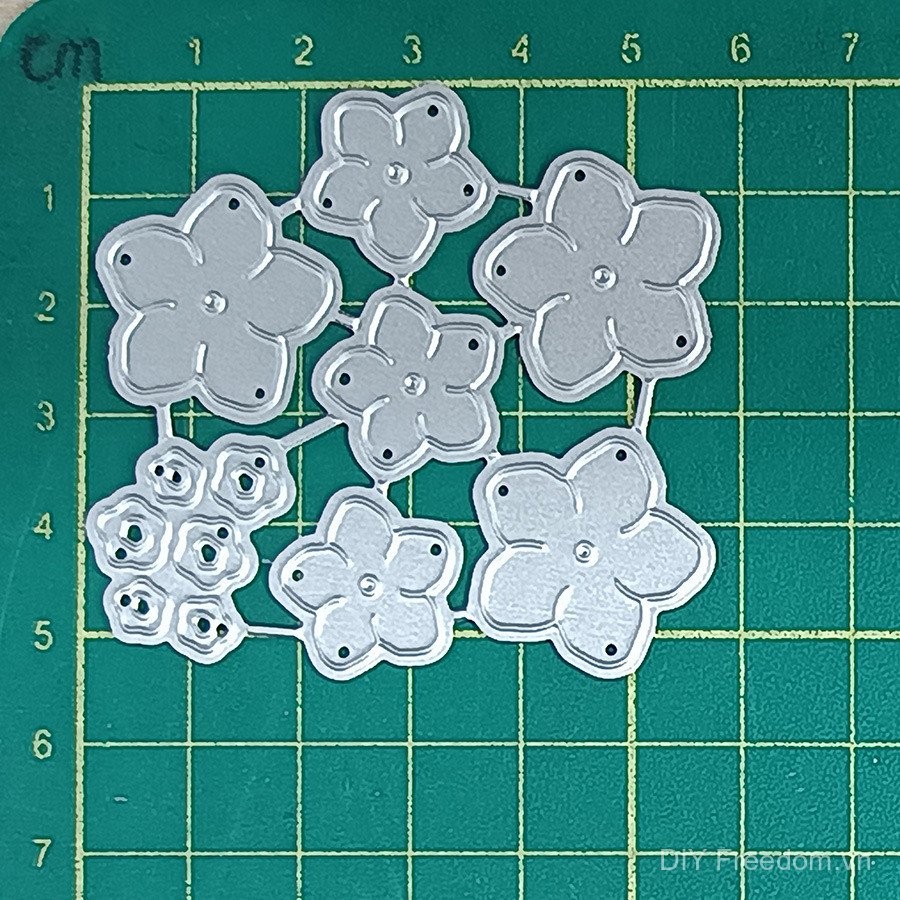Hoa Mini Thép Carbon Cắt Khuôn DIY Giấy Thủ Công Dập Nổi Khắc Mẫu Sổ Lưu Niệm Album Ảnh Thiệp Chúc Mừng Cắt Chết 6327