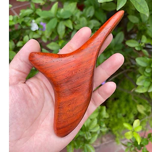 Cây Dụng cụ Mát Xa day ấn bấm huyệt đạo bằng gỗ hương hình Én, giá tại xưởng