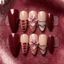 Bấm vào Móng Tay 10 Miếng Hạnh Nhân Trung Bình Kẻ Sọc Burgundy Móng Tay Giả Có Kim Cương Giả Nhẹ Sang Trọng Nhựa Móng Tay Nhân Tạo Cho Nữ Tiệc Cưới Và Mặc Hàng Ngày