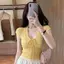 Mùa hè Phong cách mới Phong cách Hàn Quốc Niche Áo thun dệt kim ngắn tay phong cách nhẹ nhàng Thiết kế cổ chữ V Sense Slim-