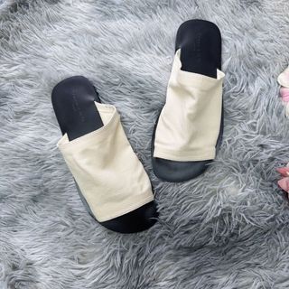Giày Nữ Phong Cách Mới Bên Ngoài Mặc Giày Nữ Dép 2026 Retro Flat Cổ Tích Phẳng Mùa Hè Đi Biển Thoải Mái