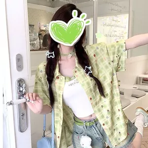 Áo sơ mi và áo khoác ngắn tay họa tiết ngôi sao, màu xanh lá, phù hợp mùa hè