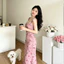 Váy yếm in hoa hồng hồng, giảm béo và thanh lịch, có eo ố dành cho nữ