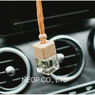Chai Tinh Dầu Treo Xe Ô Tô Bằng Thủy Tinh - Lọ Chiết Tinh Dầu Hình Vuông - Hàng Loại 1