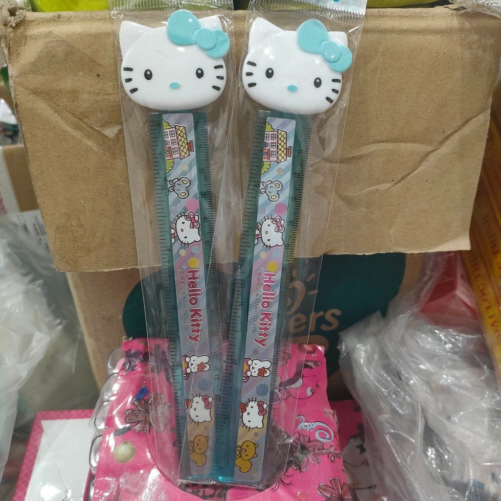 Thước nhựa Kitty lớn, 15cm, lý tưởng để đo độ dài chính xác.