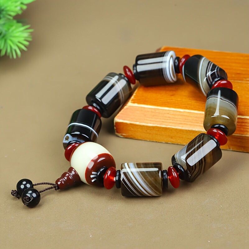 Thời Trang Tinh Tế Cho Nam và Nữ - Vòng Tay Mã Não Mới Lạ