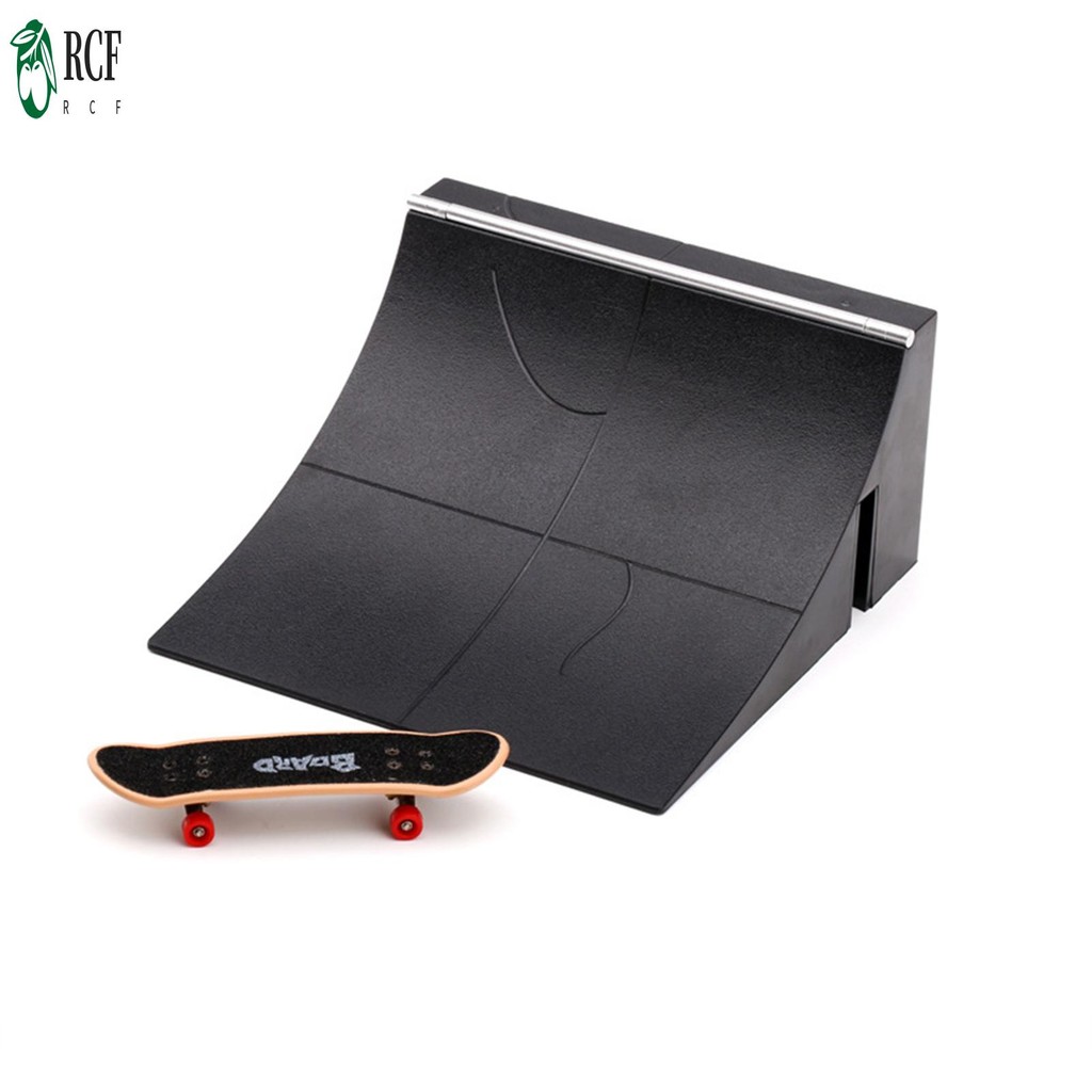 Mini Ván Trượt Ngón Tay và Mô Hình Công Viên Trượt - Quà Tặng Cho Trẻ Em