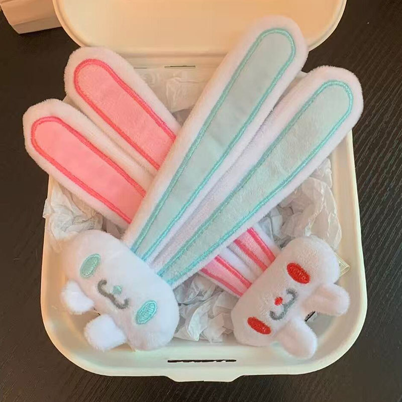 Kẹp Tóc Sang Trọng Thỏ Dễ Thương, Phụ Kiện Tóc Đáng Yêu Kawaii Ngọt Ngào Với Thiết Kế Lông Tơ Mềm Mại, Barrettes Tóc Chống Trơn Trượt Để Mặc Hàng Ngày