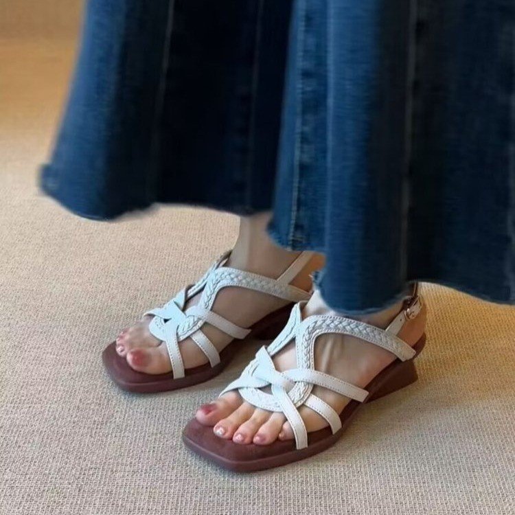 Pháp Retro Mũi Vuông Rỗng Mở Mũi Nêm Gót Cao Gót Dép Mùa Hè Phong Cách Mới Thoải Mái Mặc Bên Ngoài Chống Trơn Trượt Chống Mài Mòn Sandal La Mã Nhà Máy Giá Bán Buôn