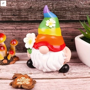 Tượng Gnome trong vườn bằng nhựa để trang trí ngoài trời với thiết kế vui nhộn và cảm hứng Bắc Âu