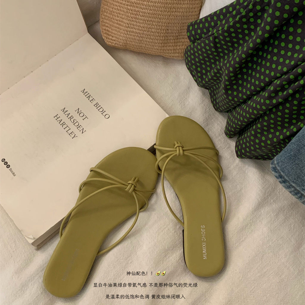 KD Dây Đeo Mỏng Flip-Flops Flat Flip-Flops Nữ 2026 Kỳ Nghỉ Hè Phù Hợp Với Giày Sandal Sang Trọng Dép